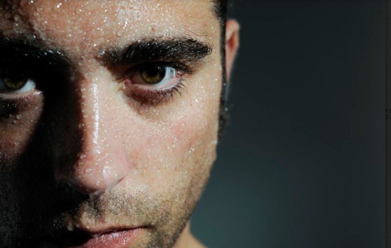 Men with Oily Skin: 5 Tips to Degrease