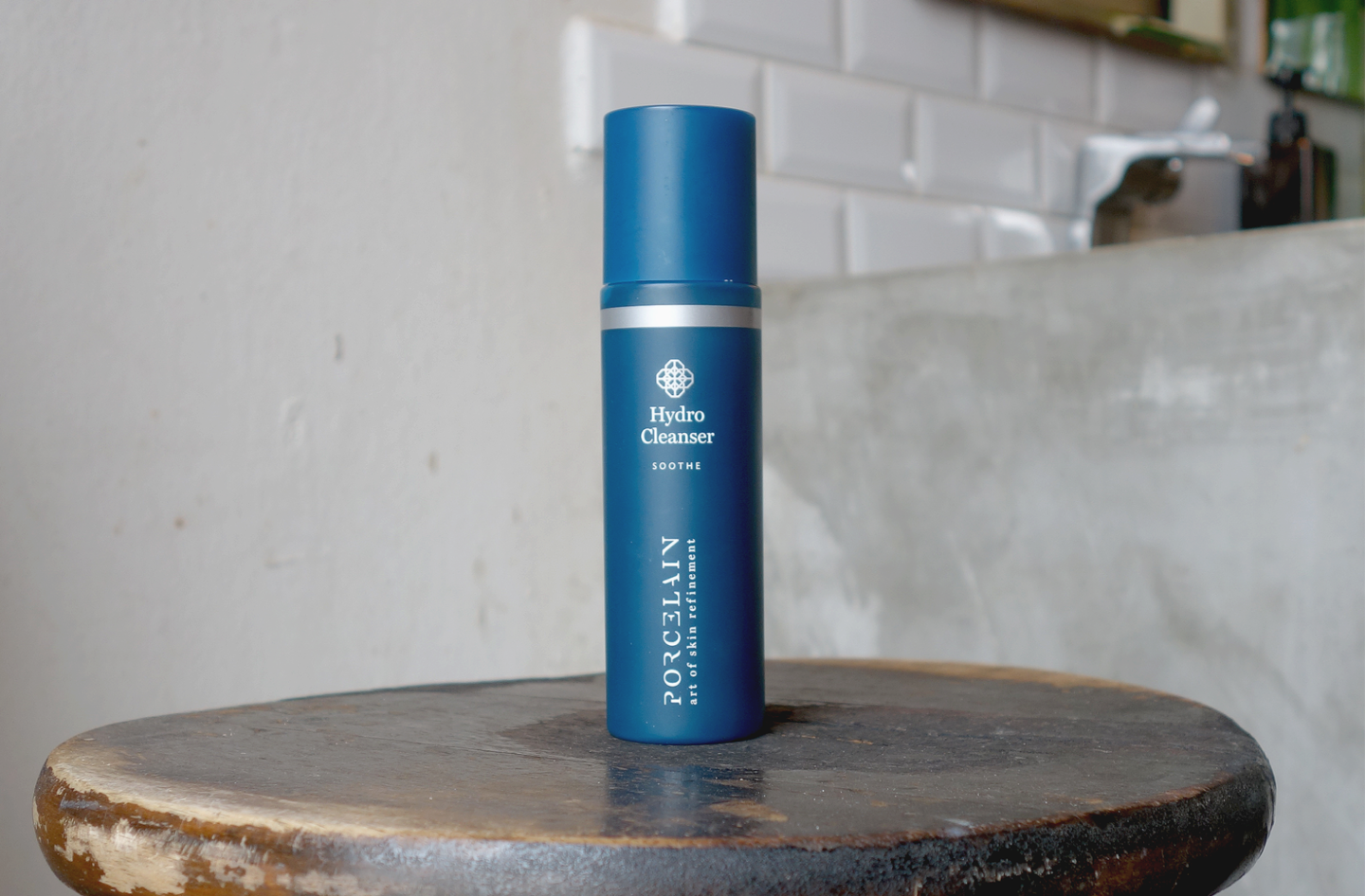 Skincare for a Long Flight: Refresh your skin with our Hydro Cleanser